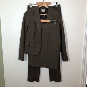 Van Heusen‎ Studio Brown Three Piece Suit
